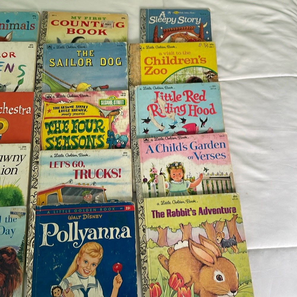 Little Golden Books - vintage - Picture 3 of 3